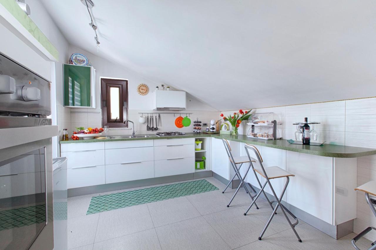 Estate4Home - Casa Cristina Соренто Екстериор снимка